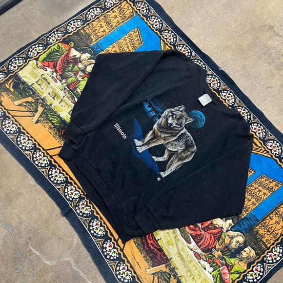 Black Nature Wolf Crewneck Sweatshirt Art Unlimited Planets Faded Made in USA - Picture 3 of 8